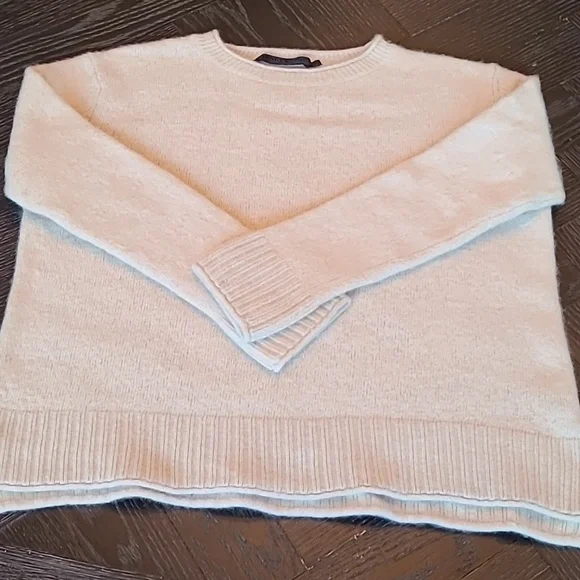 Jenni Kayne Everyday Sweater - Picture 4 of 13